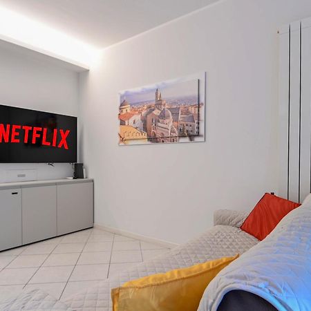 Ferienwohnung Bilocale Chic, 10 Min Aeroporto Milano-Bergamo, Box Auto E Aria Condizionata Seriate Exterior foto