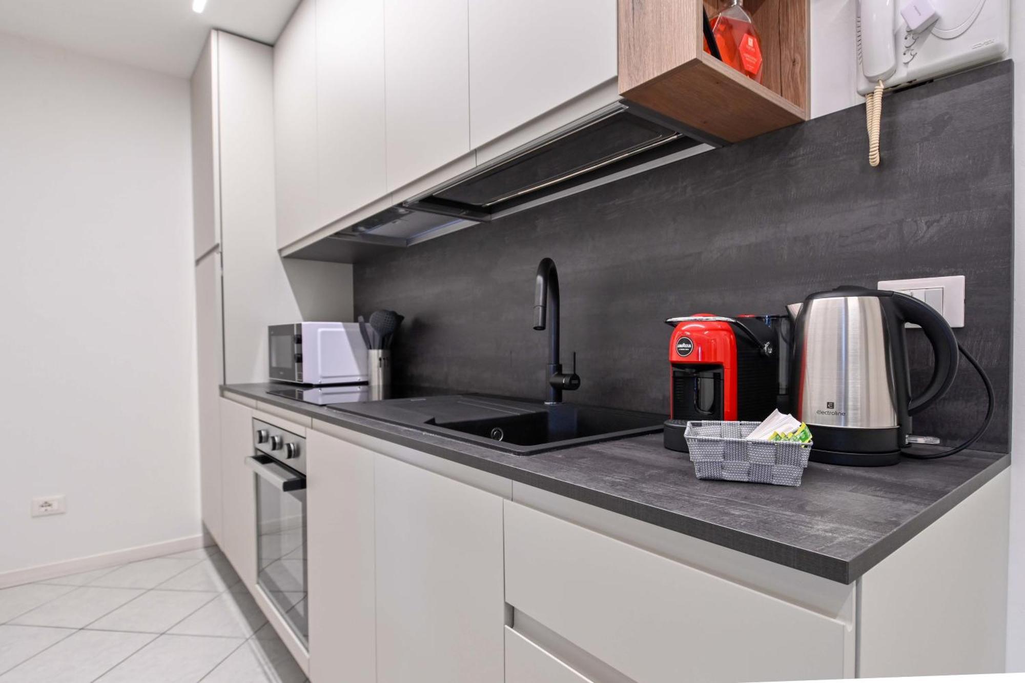 Ferienwohnung Bilocale Chic, 10 Min Aeroporto Milano-Bergamo, Box Auto E Aria Condizionata Seriate Exterior foto